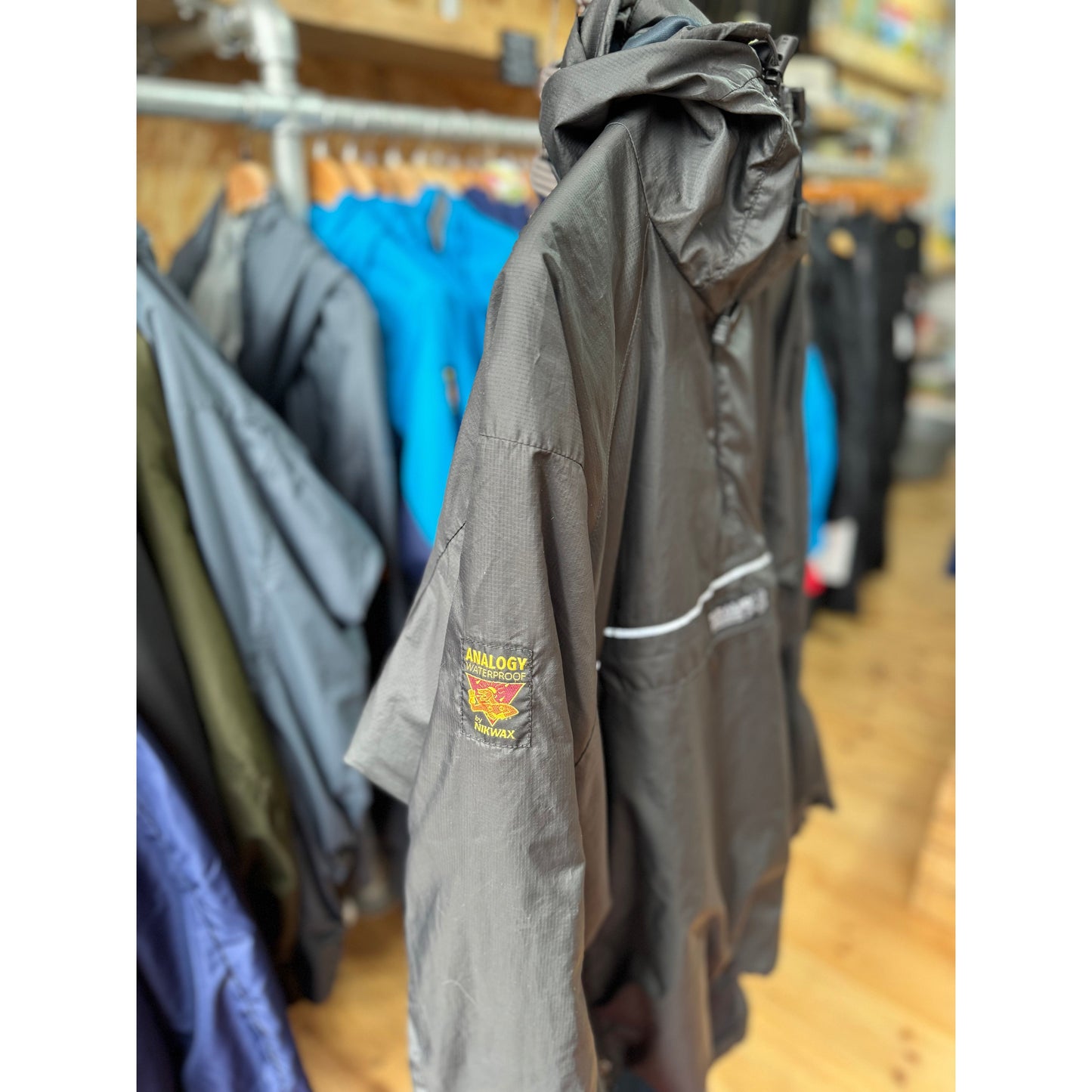 Re-store 04 Paramo Mens Adventure Light Smock size Large in Black